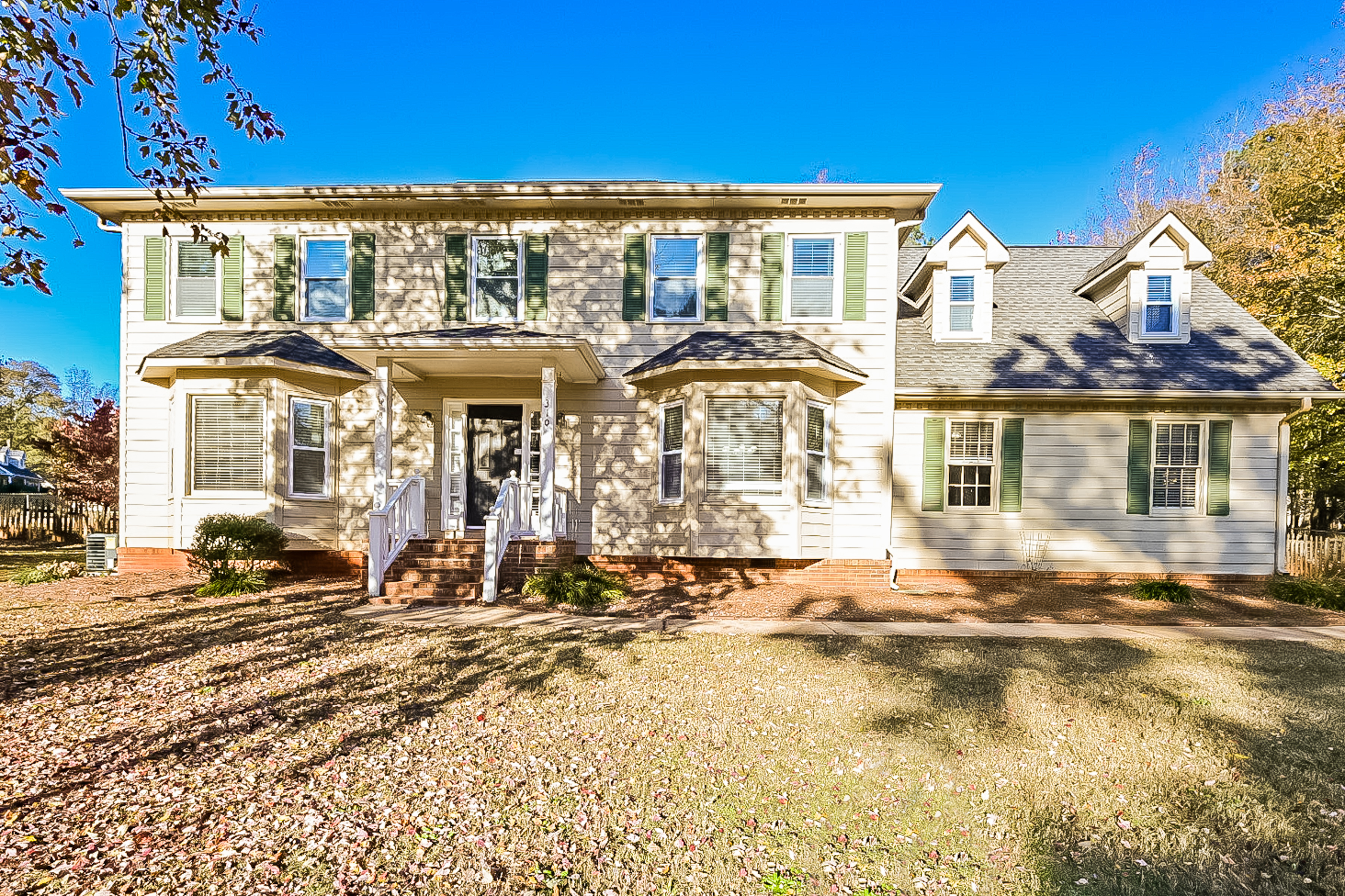 310 Lakefront Dr McDonough, GA 30253